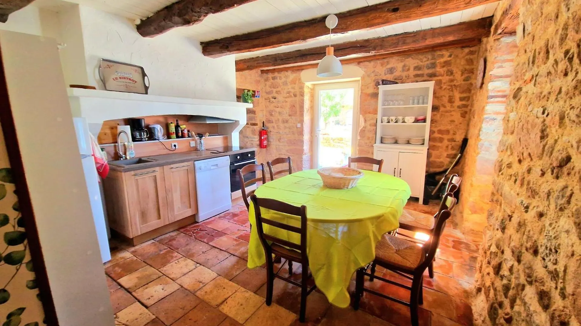 Holiday home Gite Au Coeur Des Bastides Et Vignobles Gaillacois Saint-Beauzile